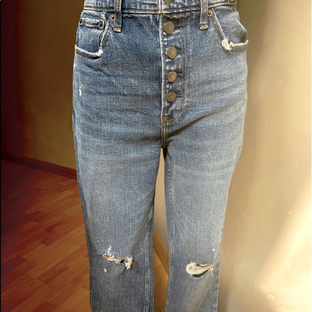 Abercrombie high rise straight leg jeans
